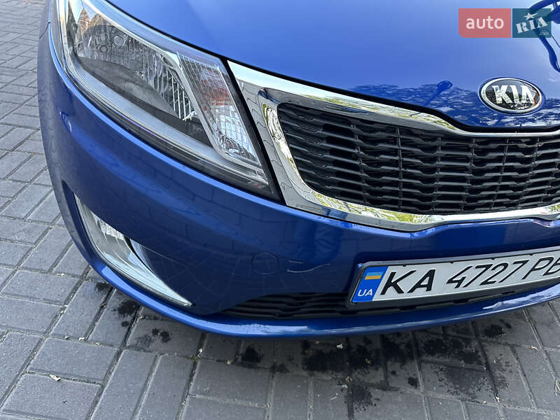 Хетчбек Kia Rio 2012 в Києві