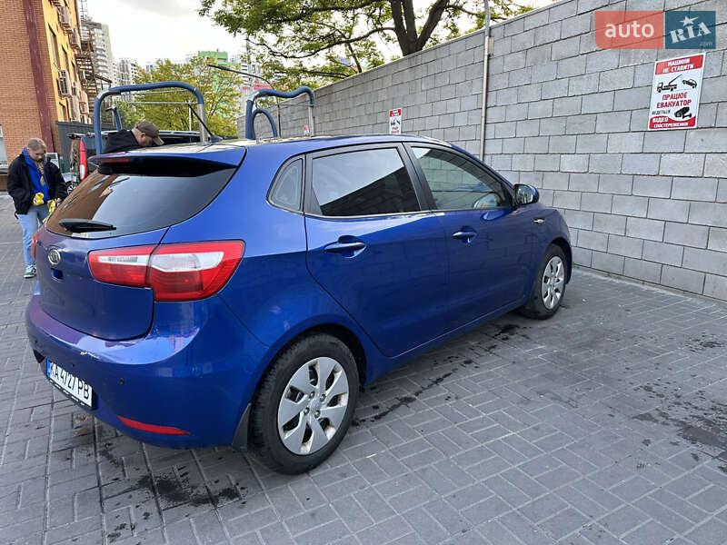 Хетчбек Kia Rio 2012 в Києві