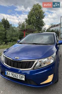Седан Kia Rio 2013 в Киеве