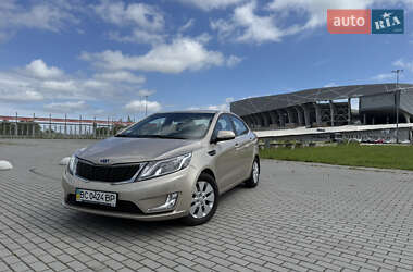 Седан Kia Rio 2011 в Львове