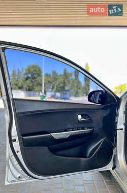 Седан Kia Rio 2013 в 
