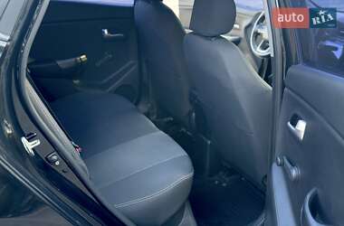Седан Kia Rio 2012 в 