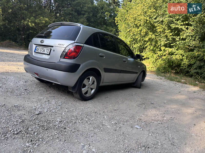 Хэтчбек Kia Rio 2007 в Днепре фото 6 Хэтчбек Kia Rio 2007 в Днепре