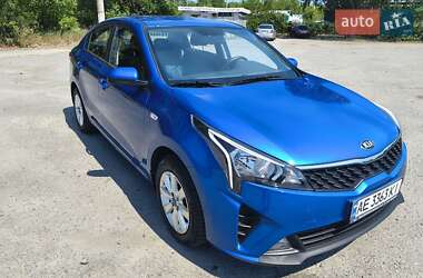 Седан Kia Rio 2021 в Днепре