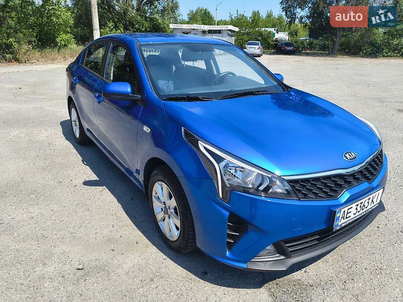 Kia Rio 2021