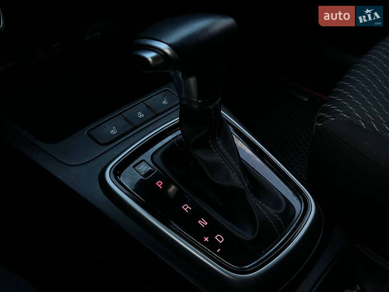 Седан Kia Rio 2018 в Миколаєві