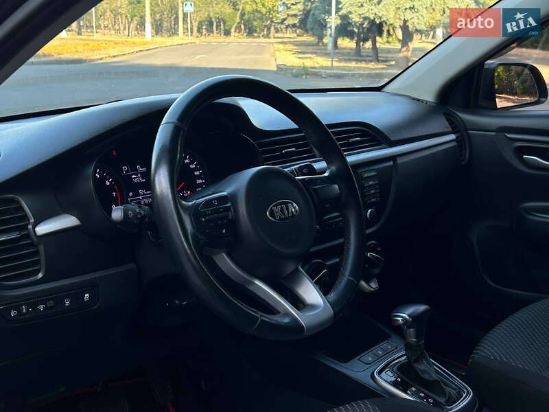 Седан Kia Rio 2018 в Миколаєві