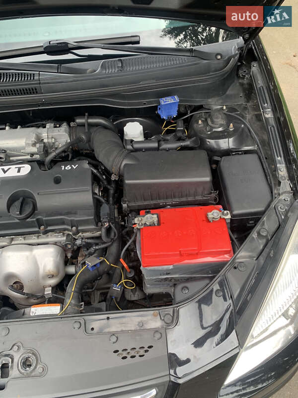 Хетчбек Kia Rio 2009 в Рівному