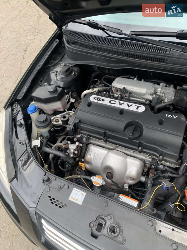 Хетчбек Kia Rio 2009 в Рівному