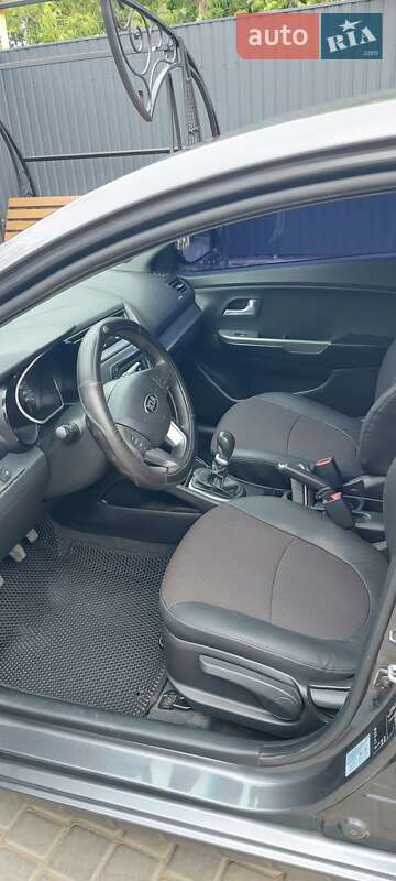 Седан Kia Rio 2013 в Первомайске