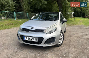 Хетчбек Kia Rio 2012 в Львові