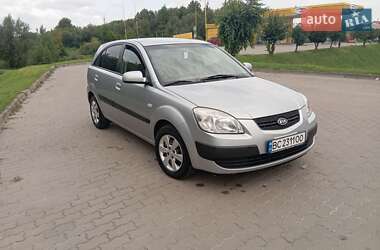 Хэтчбек Kia Rio 2007 в Бродах