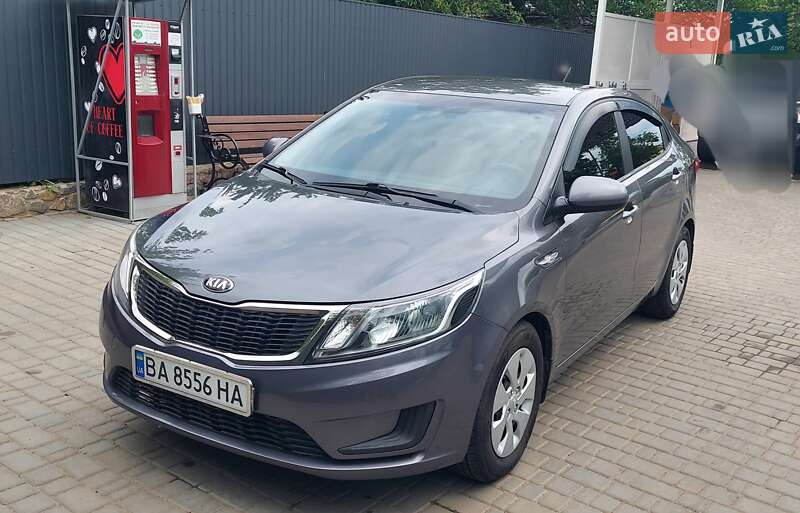 Седан Kia Rio 2013 в Первомайске