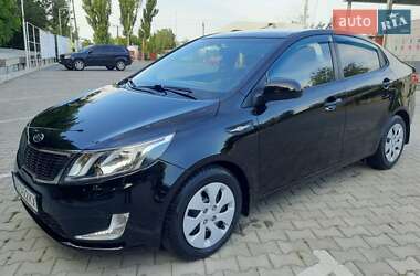 Седан Kia Rio 2013 в Виннице