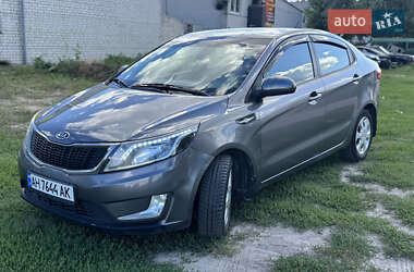 Седан Kia Rio 2012 в Киеве