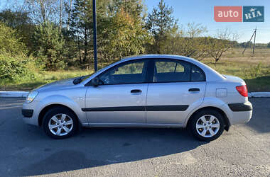 Седан Kia Rio 2008 в Луцьку