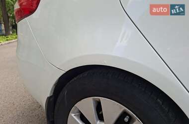Седан Kia Rio 2011 в 