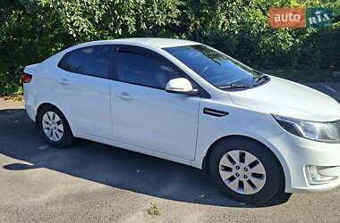 Седан Kia Rio 2011 в 