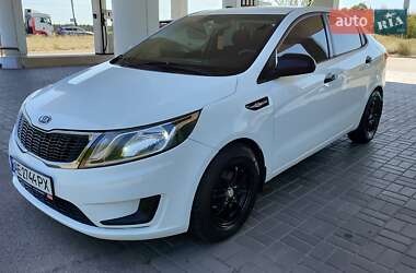 Седан Kia Rio 2011 в Кам'янському