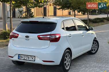 Хетчбек Kia Rio 2013 в Одесі
