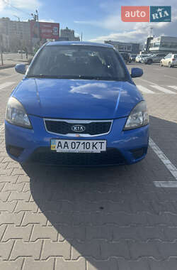 Хетчбек Kia Rio 2011 в Софіївській Борщагівці