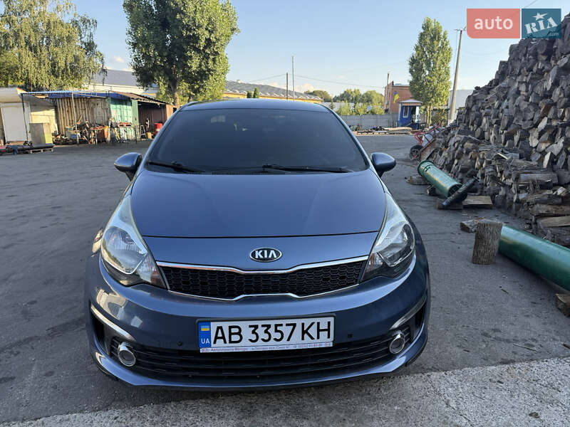 Седан Kia Rio 2015 в Виннице фото 5 Седан Kia Rio 2015 в Виннице