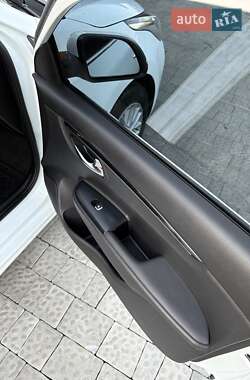 Седан Kia Rio 2018 в 