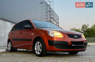 Хетчбек Kia Rio 2006 в Києві