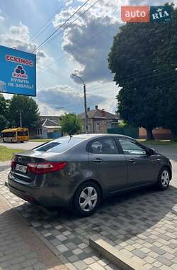 Седан Kia Rio 2012 в Черкассах