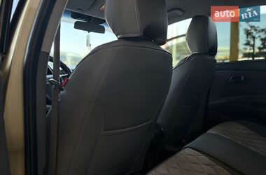 Хэтчбек Kia Rio 2008 в 