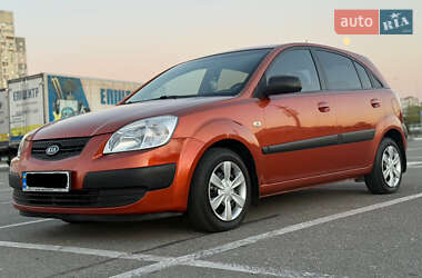 Хетчбек Kia Rio 2006 в Києві