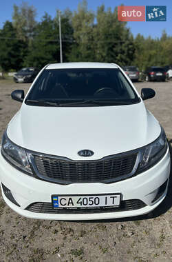 Седан Kia Rio 2012 в Самборе