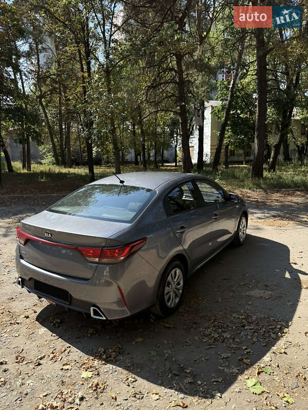 Седан Kia Rio 2021 в Киеве фото 5 Седан Kia Rio 2021 в Киеве