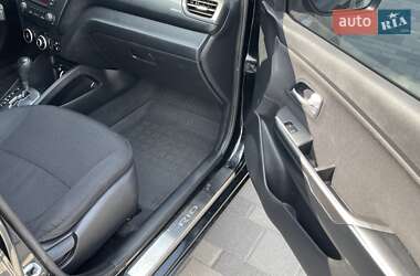 Седан Kia Rio 2012 в 