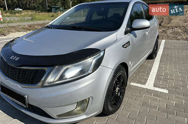 Седан Kia Rio 2013 в Києві