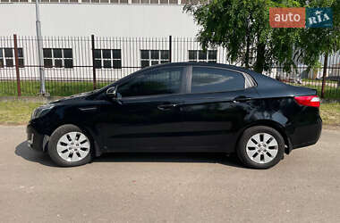 Седан Kia Rio 2013 в 