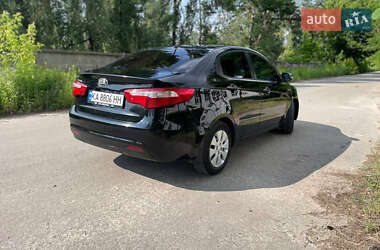 Седан Kia Rio 2013 в 
