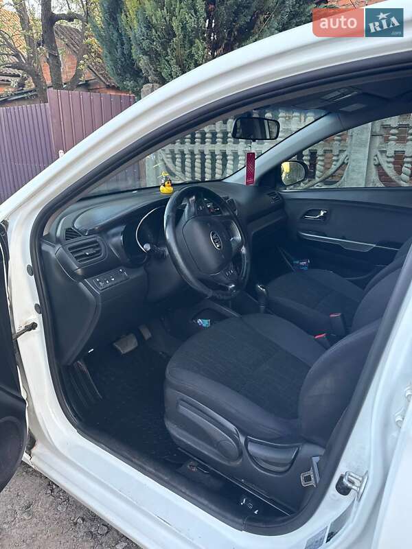 Седан Kia Rio 2013 в Виннице