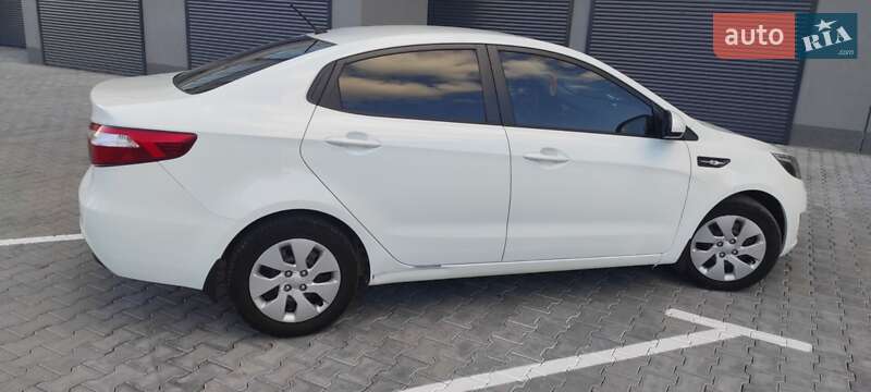 Седан Kia Rio 2012 в Хмельницькому