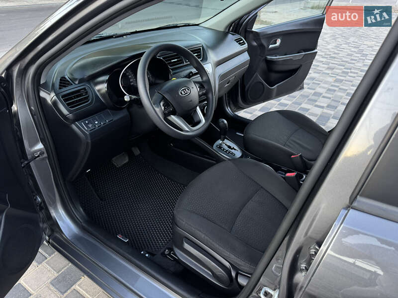 Седан Kia Rio 2012 в Одессе