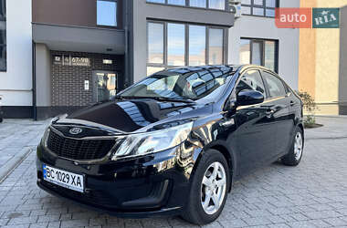 Седан Kia Rio 2012 в Львове