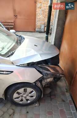 Седан Kia Rio 2013 в Городке