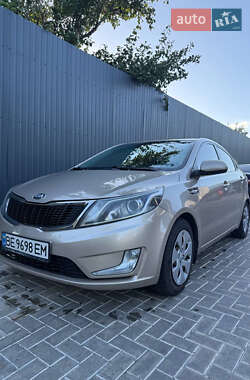 Седан Kia Rio 2013 в Первомайске