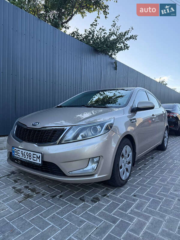 Kia Rio 2013