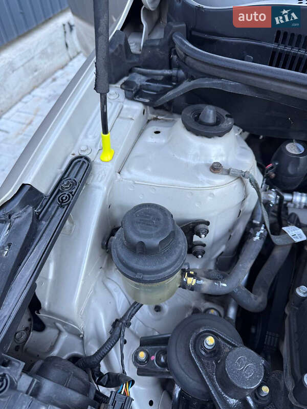 Седан Kia Rio 2013 в Первомайске