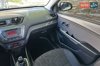 Седан Kia Rio 2012 в 