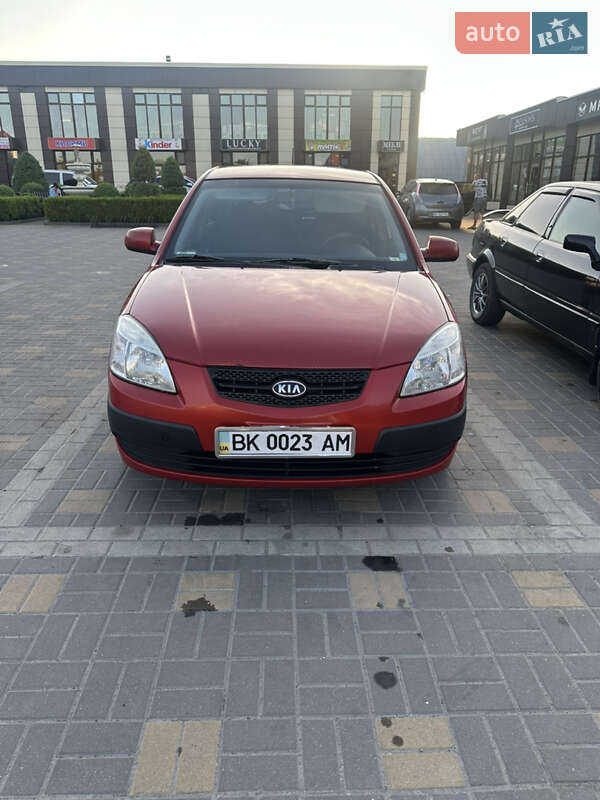 Хэтчбек Kia Rio 2006 в Рокитном фото 3 Хэтчбек Kia Rio 2006 в Рокитном