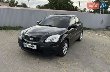 Седан Kia Rio 2007 в Кременчуці