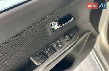 Седан Kia Rio 2012 в 
