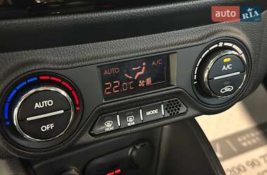 Седан Kia Rio 2012 в 